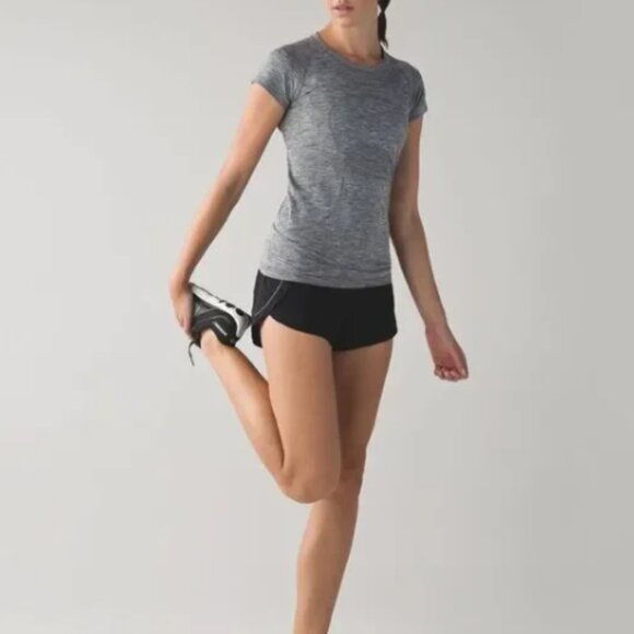 lululemon Run Split Second Shorts- Gator Green - Picture 8 of 9